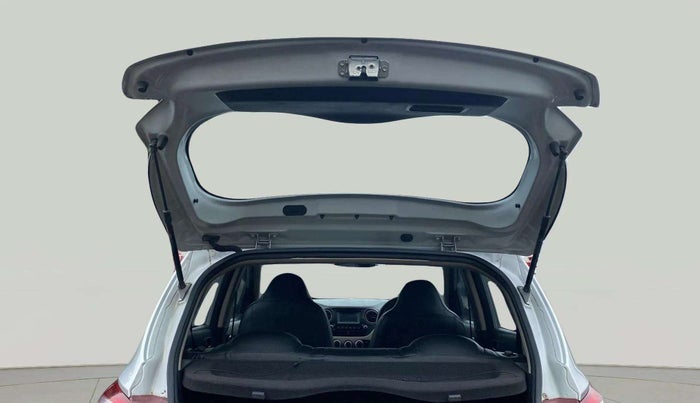2018 Hyundai Grand i10 MAGNA AT 1.2 KAPPA VTVT, Petrol, Automatic, 46,525 km, Boot Door Open