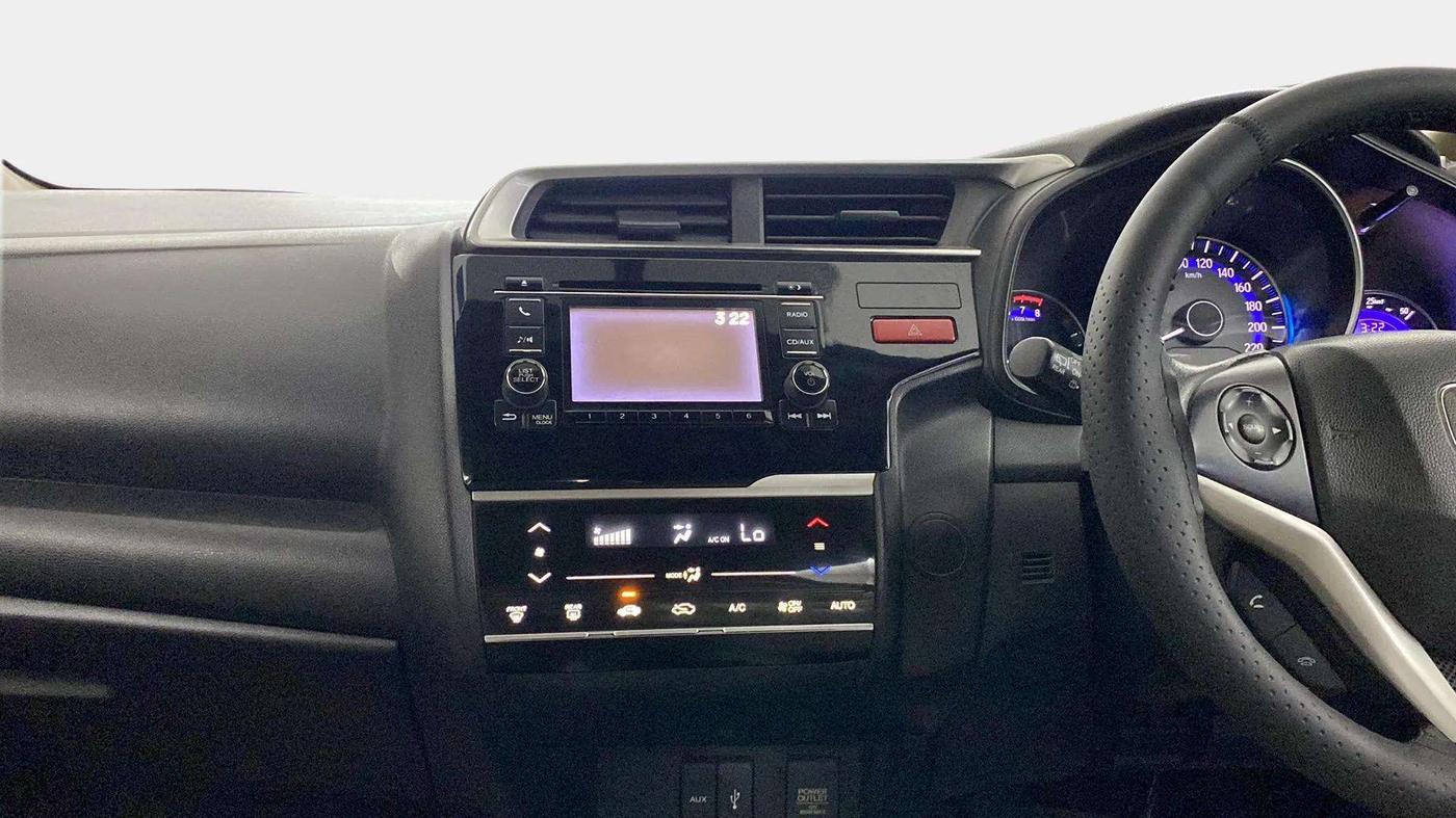 2015 Honda Jazz 1.2L I-VTEC V, Petrol, Manual, 44,164 km, Air Conditioner
