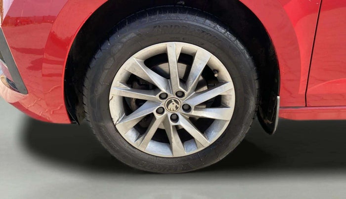 2022 Skoda SLAVIA AMBITION 1.0L TSI AT, Petrol, Automatic, 65,228 km, Left Front Wheel