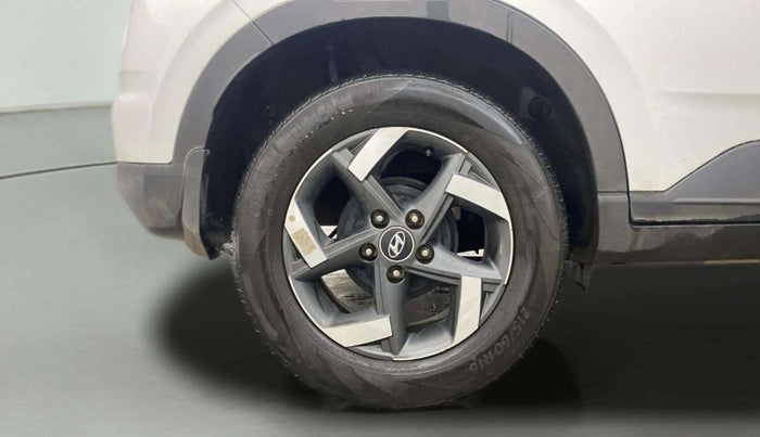 2020 Hyundai VENUE SX 1.0 TURBO, Petrol, Manual, 32,375 km, Right Rear Wheel