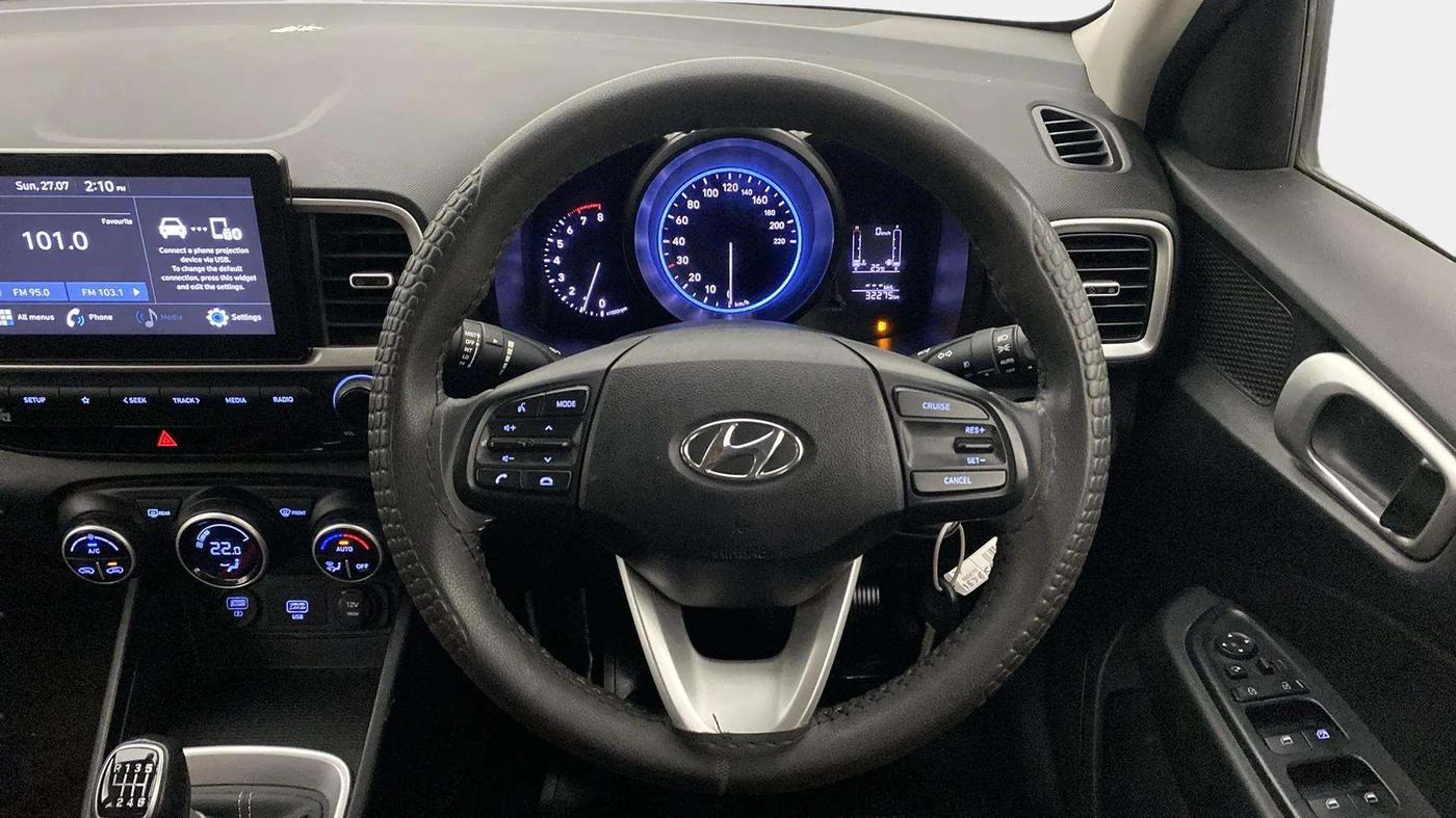 2020 Hyundai VENUE SX 1.0 TURBO, Petrol, Manual, 32,349 km, Steering Wheel Close Up