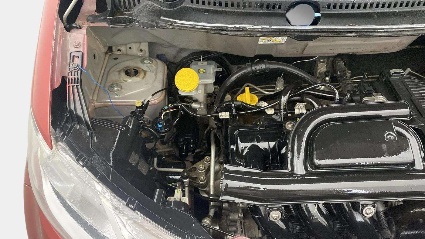 2019 Datsun Redi Go S 1.0 AMT, Petrol, Automatic, 46,905 km, Engine View - Right