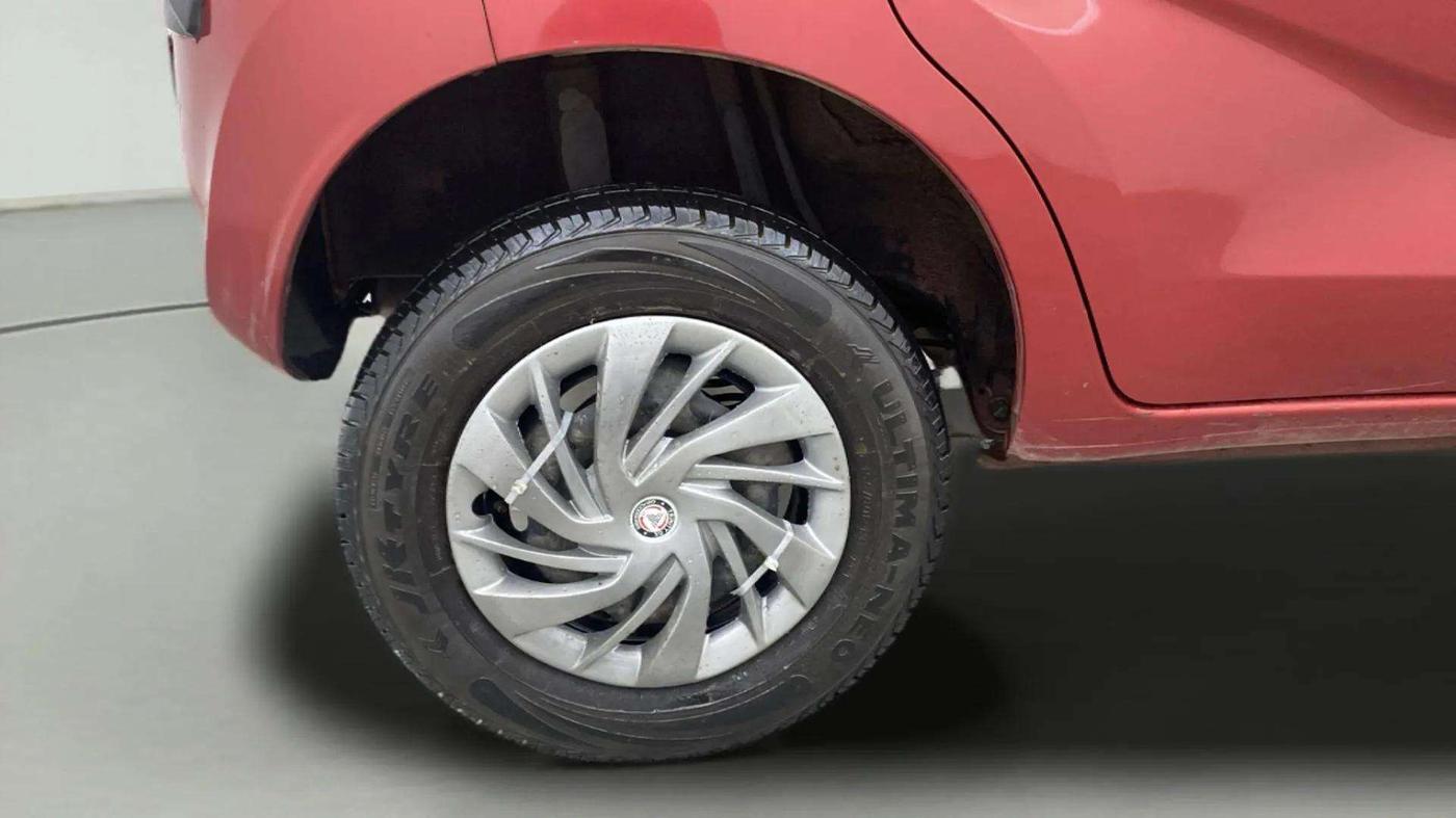 2019 Datsun Redi Go S 1.0 AMT, Petrol, Automatic, 46,905 km, Right Rear Wheel