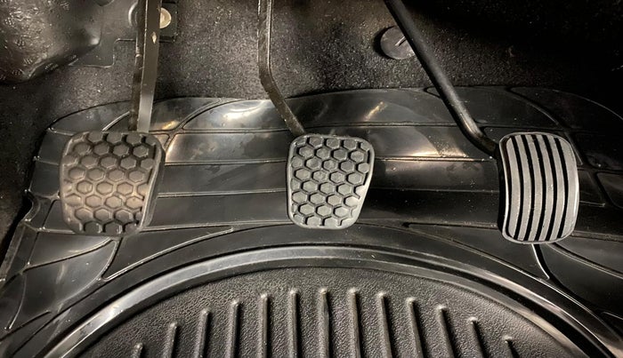 2020 Tata Tiago XT PETROL, Petrol, Manual, 42,222 km, Pedals