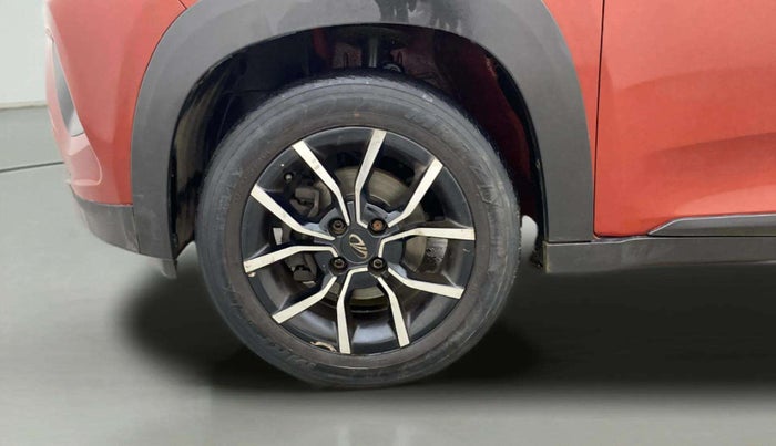 2018 Mahindra KUV 100 NXT K8 P 6 STR, Petrol, Manual, 99,766 km, Left Front Wheel