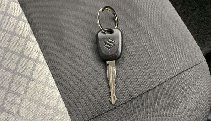 2022 Maruti Alto K10 VXI, Petrol, Manual, 54,250 km, Key Close Up