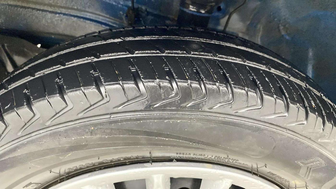 2022 Maruti Alto K10 VXI, Petrol, Manual, 54,340 km, Left Front Tyre Tread
