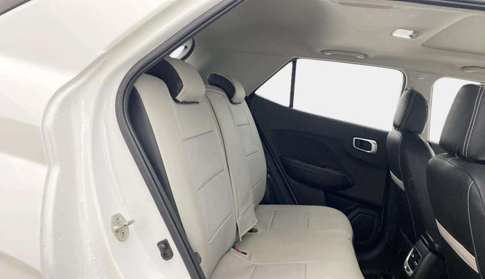 2021 Hyundai VENUE SX 1.0 (O) TURBO IMT, Petrol, Manual, 50,901 km, Right Side Rear Door Cabin