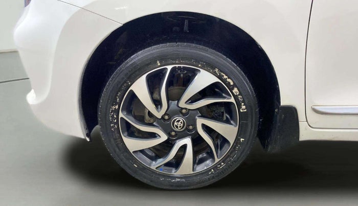 2021 Toyota Glanza G, Petrol, Manual, 27,991 km, Left Front Wheel