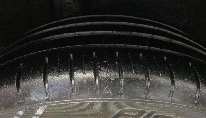 2021 Toyota Glanza G, Petrol, Manual, 27,991 km, Right Rear Tyre Tread