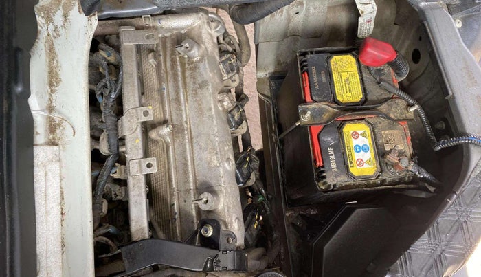 2023 Maruti Eeco 5 STR AC, Petrol, Manual, 26,162 km, Engine View - Left