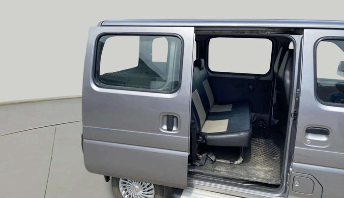 2023 Maruti Eeco 5 STR AC, Petrol, Manual, 26,162 km, RHS Rear Door