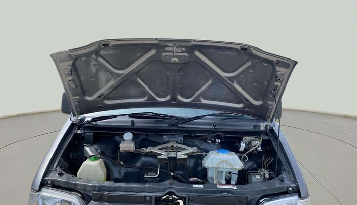 2023 Maruti Eeco 5 STR AC, Petrol, Manual, 26,162 km, Open Bonet