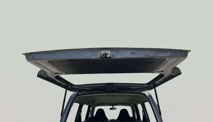2023 Maruti Eeco 5 STR AC, Petrol, Manual, 26,162 km, Boot Door Open