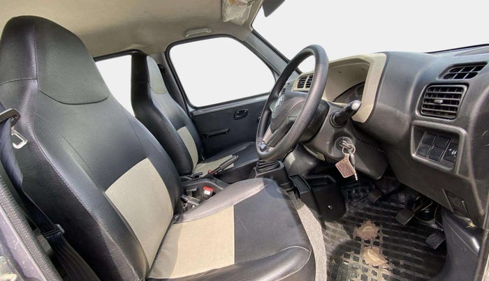 2023 Maruti Eeco 5 STR AC, Petrol, Manual, 26,162 km, Right Side Front Door Cabin
