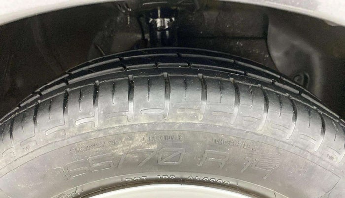 2022 Hyundai AURA S 1.2 CNG, CNG, Manual, 47,017 km, Right Front Tyre Tread