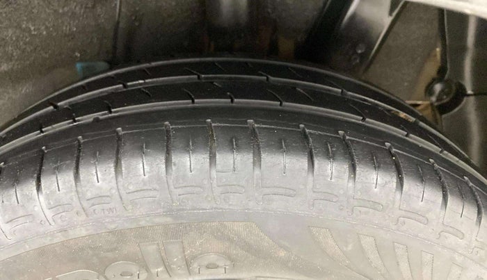 2022 Hyundai AURA S 1.2 CNG, CNG, Manual, 47,017 km, Left Rear Tyre Tread