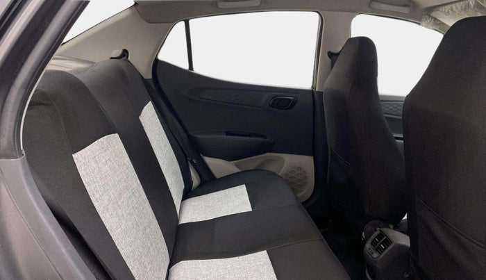 2022 Hyundai AURA S 1.2 CNG, CNG, Manual, 47,017 km, Right Side Rear Door Cabin