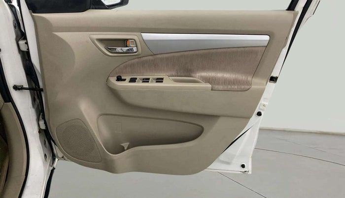 2013 Maruti Ertiga VXI, Petrol, Manual, 68,160 km, Driver Side Door Panels Control