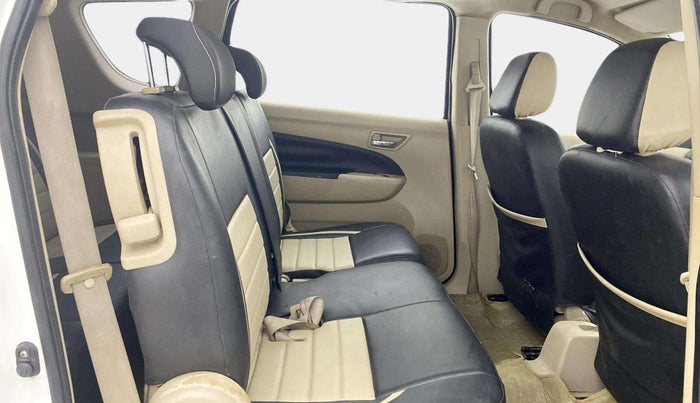 2013 Maruti Ertiga VXI, Petrol, Manual, 68,160 km, Right Side Rear Door Cabin