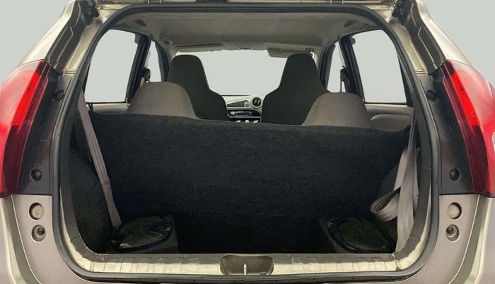 2016 Datsun Redi Go T (O), Petrol, Manual, 76,461 km, Boot Inside