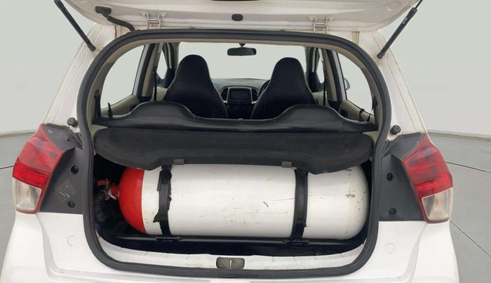 2020 Hyundai NEW SANTRO SPORTZ EXECUTIVE MT CNG, CNG, Manual, 78,732 km, Boot Inside