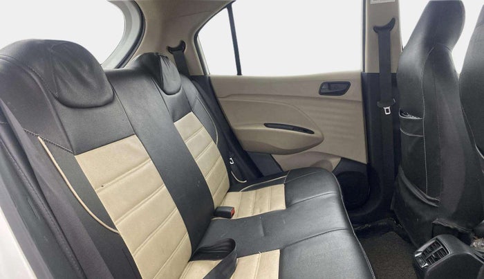 2020 Hyundai NEW SANTRO SPORTZ EXECUTIVE MT CNG, CNG, Manual, 78,732 km, Right Side Rear Door Cabin