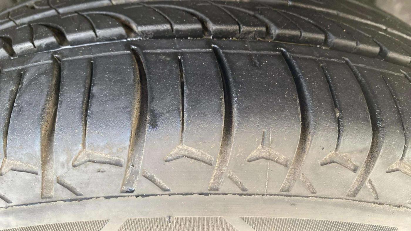 2020 Maruti XL6 ZETA MT, Petrol, Manual, 78,872 km, Left Rear Tyre Tread