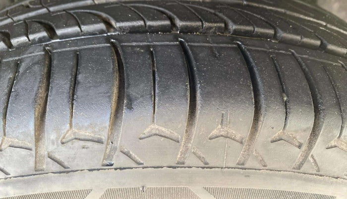 2020 Maruti XL6 ZETA MT, Petrol, Manual, 78,872 km, Left Rear Tyre Tread