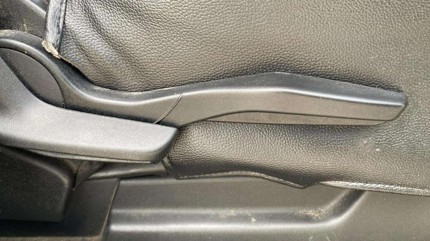 2020 Maruti XL6 ZETA MT, Petrol, Manual, 78,872 km, Driver Side Adjustment Panel