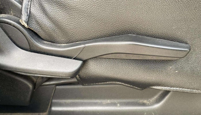 2020 Maruti XL6 ZETA MT, Petrol, Manual, 78,872 km, Driver Side Adjustment Panel
