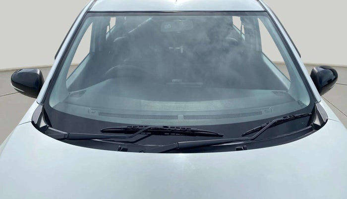 2020 Maruti XL6 ZETA MT, Petrol, Manual, 78,872 km, Front Windshield