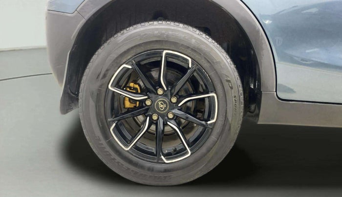 2022 Mahindra XUV300 W6 1.5 DIESEL AMT, Diesel, Automatic, 34,035 km, Right Rear Wheel