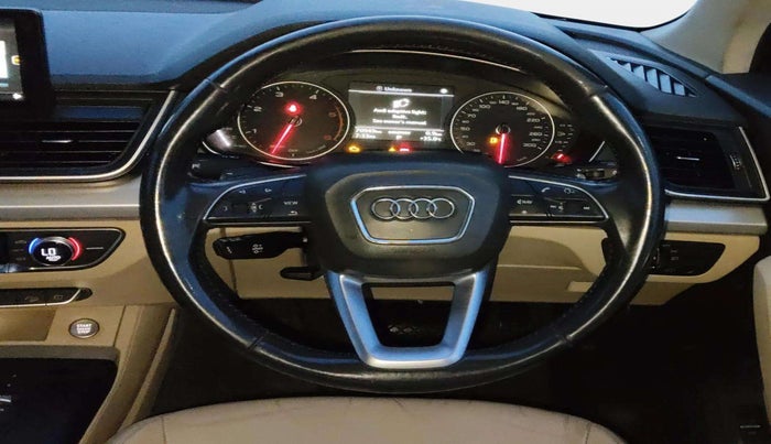 2018 Audi Q5 35 TDI PREMIUM PLUS, Diesel, Automatic, 70,950 km, Steering Wheel Close Up