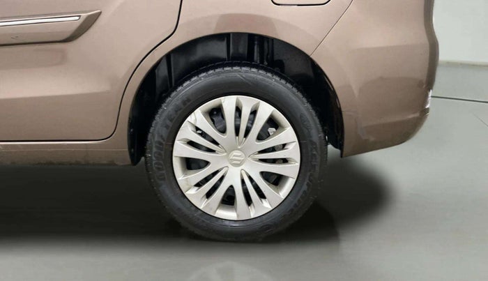2014 Maruti Ertiga VXI, Petrol, Manual, 91,832 km, Left Rear Wheel