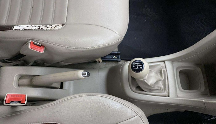 2014 Maruti Ertiga VXI, Petrol, Manual, 91,832 km, Gear Lever