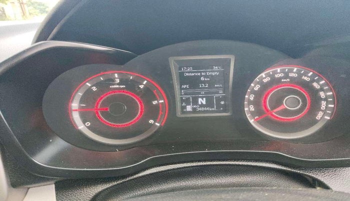 2020 Mahindra XUV300 W6 1.5 DIESEL AMT, Diesel, Automatic, 34,844 km, Odometer Image