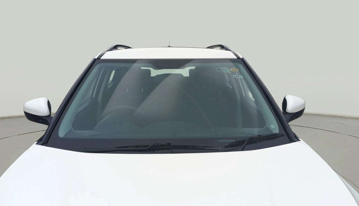 2020 Mahindra XUV300 W6 1.5 DIESEL AMT, Diesel, Automatic, 34,844 km, Front Windshield