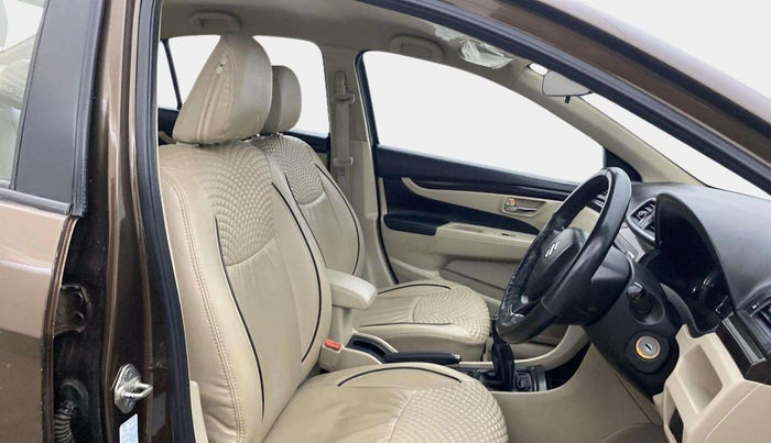 2018 Maruti Ciaz SIGMA 1.4 MT PETROL, Petrol, Manual, 90,830 km, Right Side Front Door Cabin
