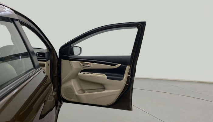 2018 Maruti Ciaz SIGMA 1.4 MT PETROL, Petrol, Manual, 90,830 km, RHS Front Door