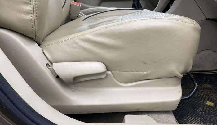 2018 Maruti Ciaz SIGMA 1.4 MT PETROL, Petrol, Manual, 90,830 km, Driver Side Adjustment Panel