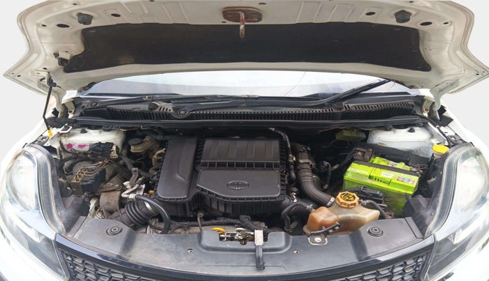2017 Tata NEXON XZ PLUS DIESEL, Diesel, Manual, 78,381 km, Engine View