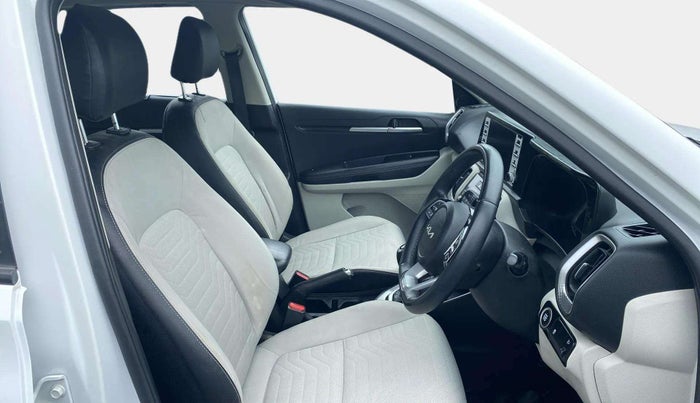 2021 KIA SONET HTX 1.0 IMT, Petrol, Manual, 54,114 km, Right Side Front Door Cabin