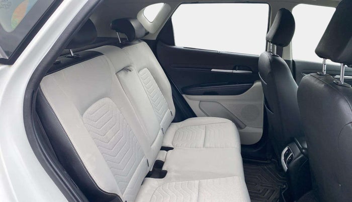 2021 KIA SONET HTX 1.0 IMT, Petrol, Manual, 54,114 km, Right Side Rear Door Cabin