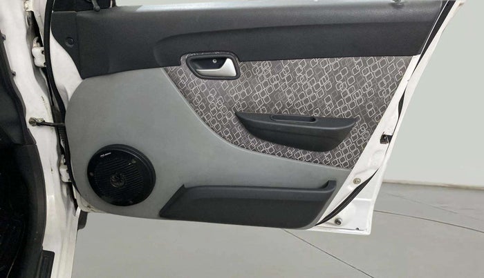 2015 Maruti Alto 800 LXI, Petrol, Manual, 43,504 km, Driver Side Door Panels Control