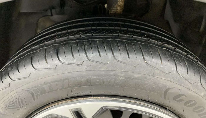 2024 Tata NEXON SMART PLUS S 1.2 REVOTRON, Petrol, Manual, 12,348 km, Left Front Tyre Tread