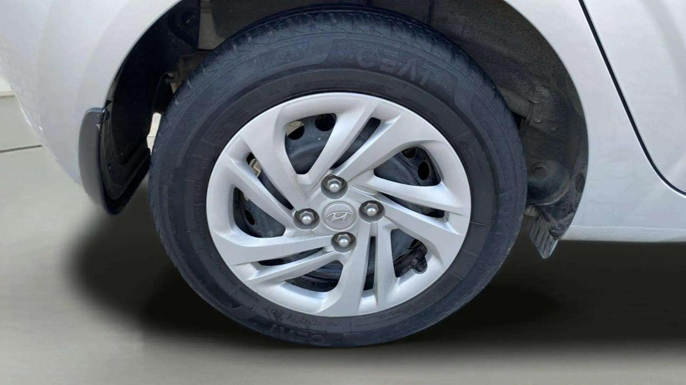 2019 Hyundai GRAND I10 NIOS MAGNA 1.2 KAPPA VTVT, Petrol, Manual, 31,306 km, Right Rear Wheel