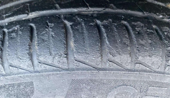 2019 Hyundai GRAND I10 NIOS MAGNA 1.2 KAPPA VTVT, Petrol, Manual, 31,263 km, Right Rear Tyre Tread