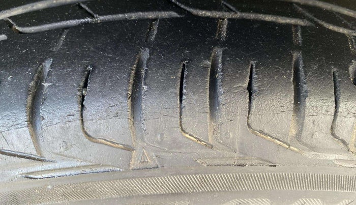 2017 Honda WR-V 1.2L I-VTEC S MT, Petrol, Manual, 92,846 km, Left Front Tyre Tread