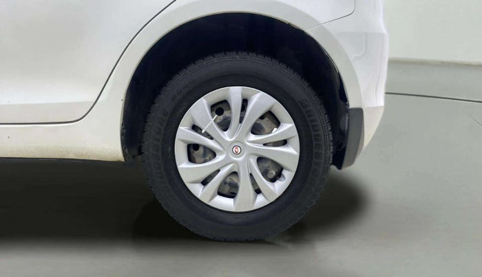 2013 Maruti Swift VXI, Petrol, Manual, 44,603 km, Left Rear Wheel